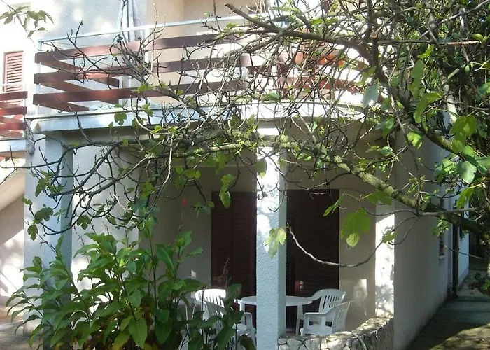Apartments Maja