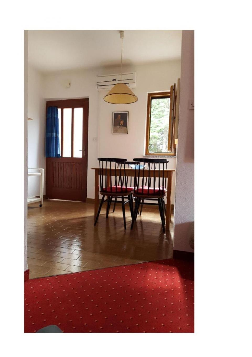 Maja Apartment *